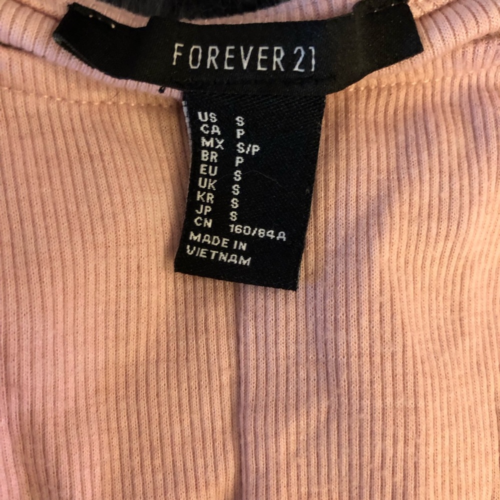 Forever 21 front knot top - Picture 4 of 4